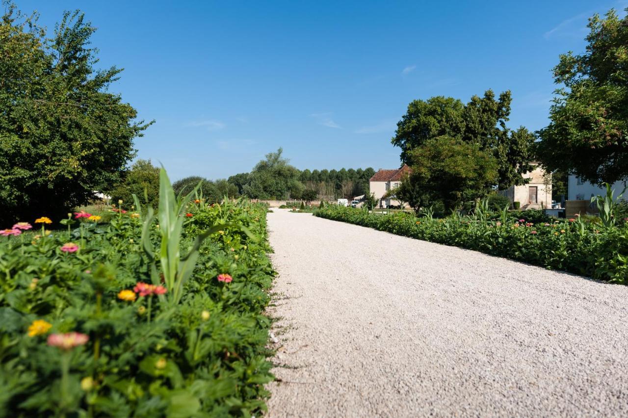 Готель Domaine De Saulon Екстер'єр фото